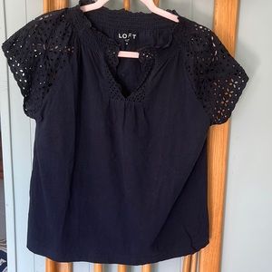 LOFT Eyelet Cap Sleeve Top Navy Size M